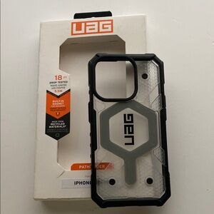 UAG iPhone 14 Pro Case Pathfinder Clear Rugged Ice used